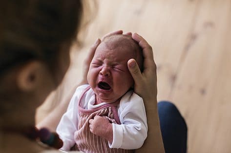 Vadercoach Niki Vanhamel: 'Huilen is voor een baby een behoefte, net als eten en slapen'