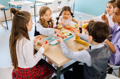 Voedingsexpert Jolien Plaete over het middageten op school: 'Een "gezonde school" is meer dan alleen de schoolmaaltijd'