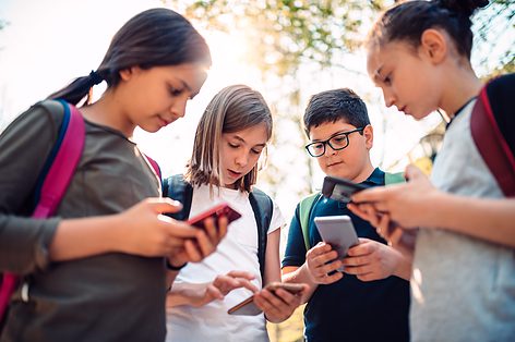 Tieners en hun smartphone: wat doen ze heel de tijd op dat toestel?