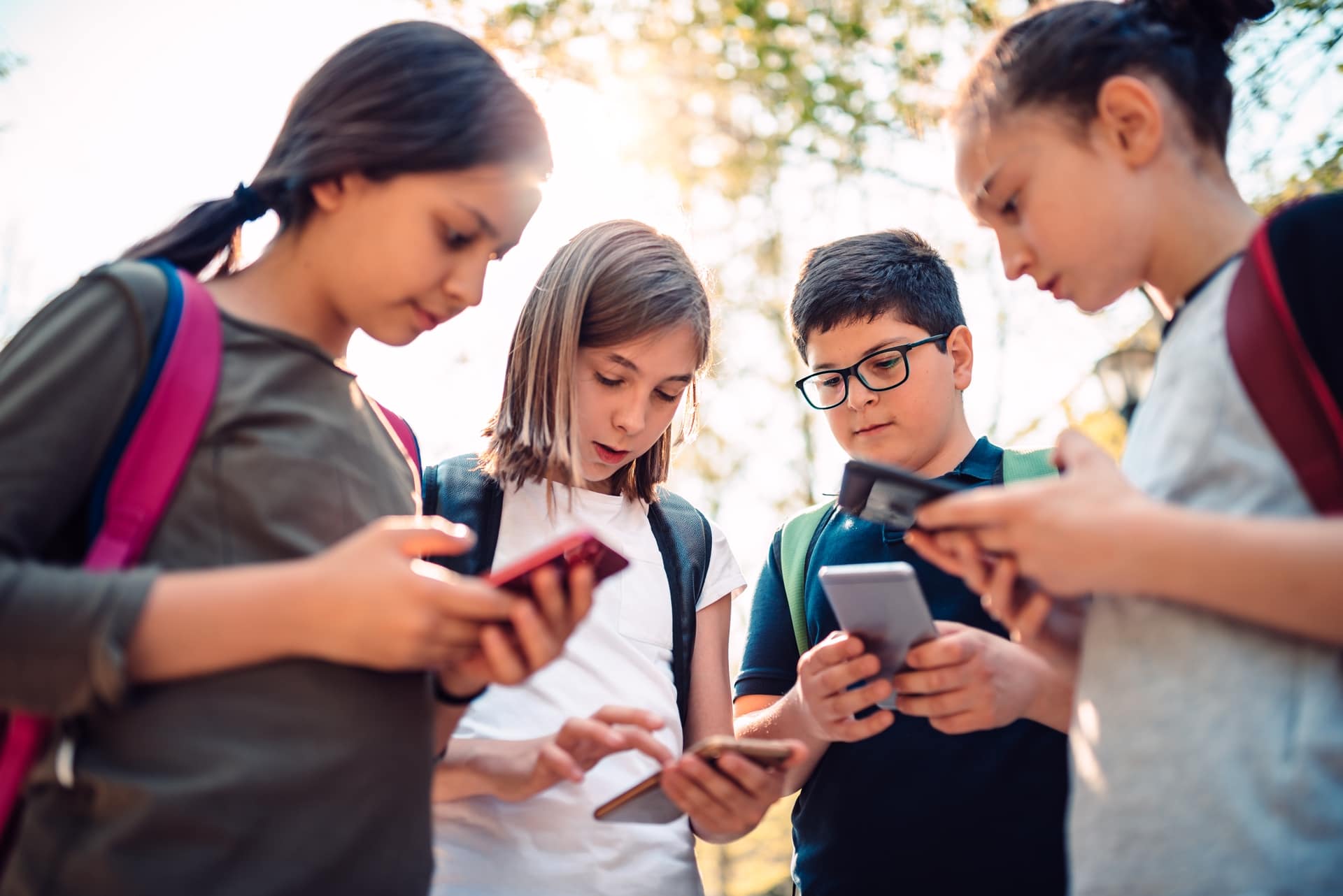 Tieners en hun smartphone: wat doen ze heel de tijd op dat toestel?