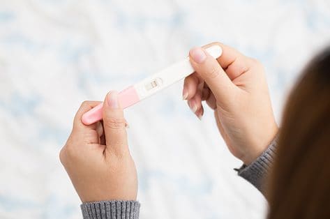 Zwanger na het verlies van een kind: wel een roze streepje, geen roze wolk